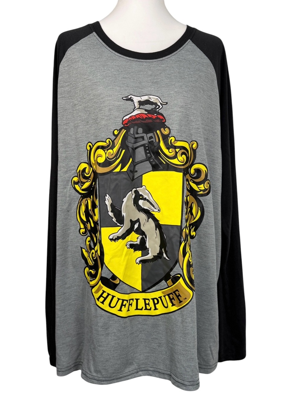 Harry Potter Hufflepuff Crest Crew Neck Long Sleeve Unisex Adult Size XL